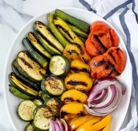 Colorful grilled vegetable platter with seasonal veggies